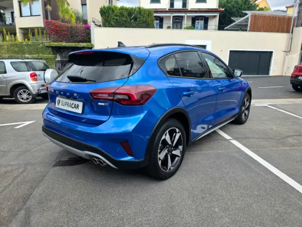 Ford Focus 1.0 EcoBoost MHEV Connected 5