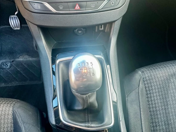 Peugeot 308 1.5 BlueHDi Style 10