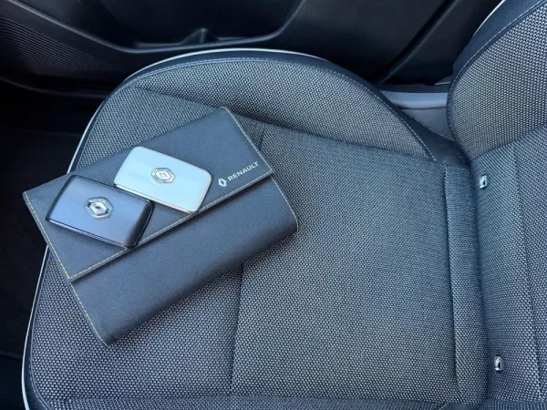 Renault Captur 1.0 TCe Exclusive Bi-Fuel 19