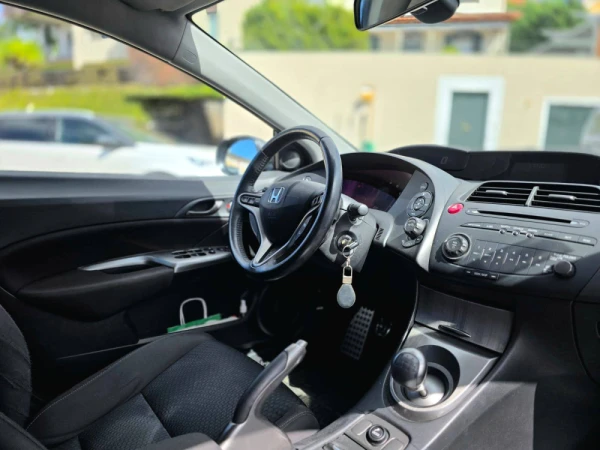 Honda Civic 1.4 i-VTEC Elegance 14