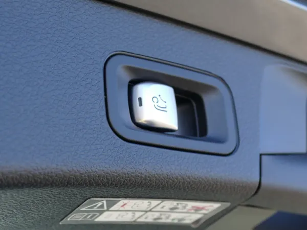 Mercedes-Benz C 300 de AMG Line 12