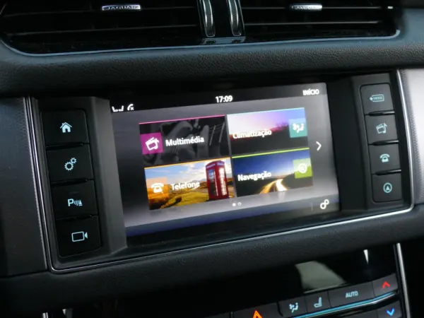 Jaguar XF Sportbrake 2.0 D R-Sport Aut. 19