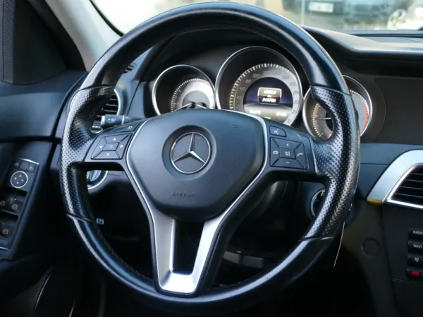 Mercedes-Benz C 250 CDi Avantgarde BE 32