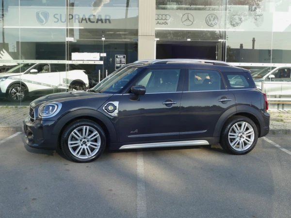 MINI Countryman Cooper SE ALL4 Auto 16