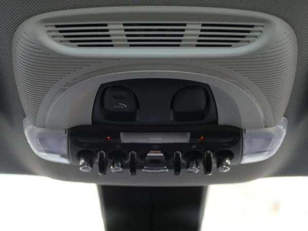 MINI Countryman Cooper SE ALL4 Auto 37