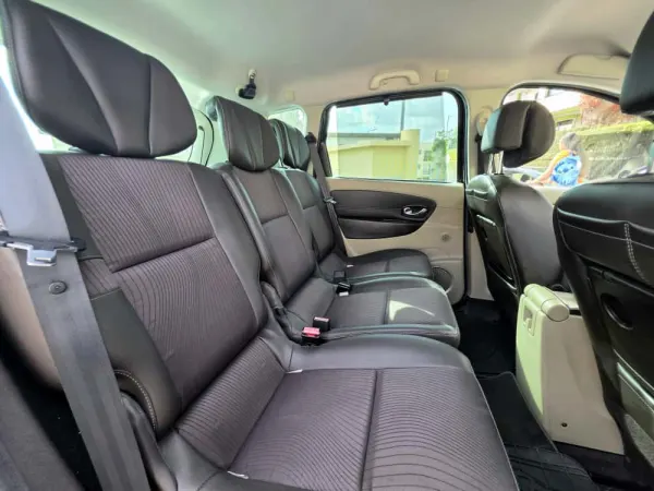 Renault Grand Scénic 1.5 dCi Dynamique S SS 14