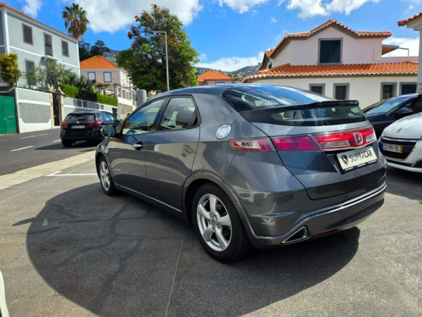 Honda Civic 1.4 i-VTEC Elegance 5
