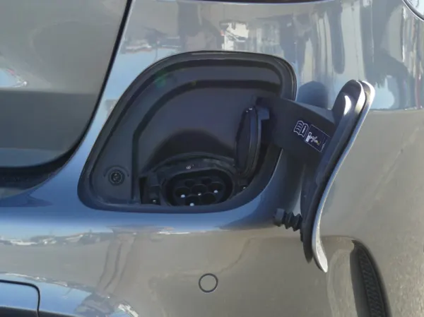 Mercedes-Benz C 300 de AMG Line 13