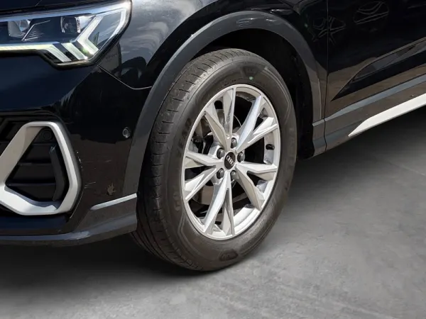 Audi Q3 Sportback 35 TFSI S line 8