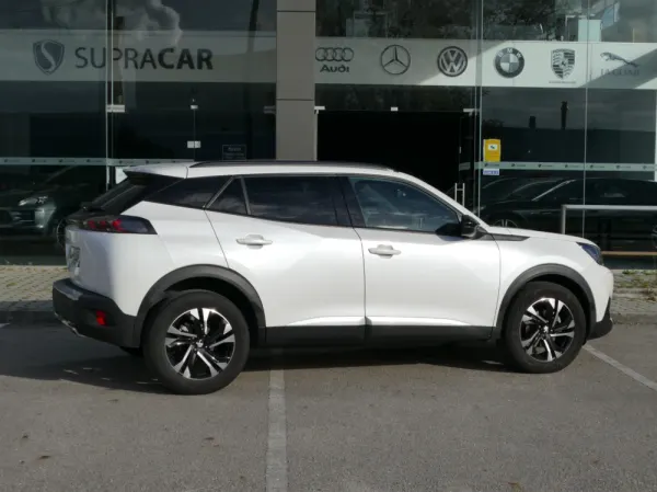 Peugeot 2008 1.2 PureTech Allure EAT8 14