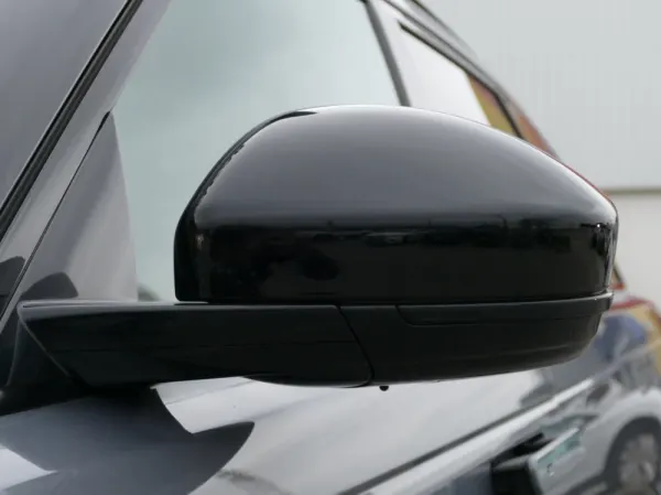 Land Rover Range Rover Velar 2.0 P400e AWD Dynamic SE 7