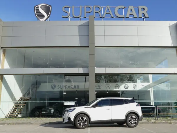 Peugeot 2008 1.2 PureTech Allure EAT8 37