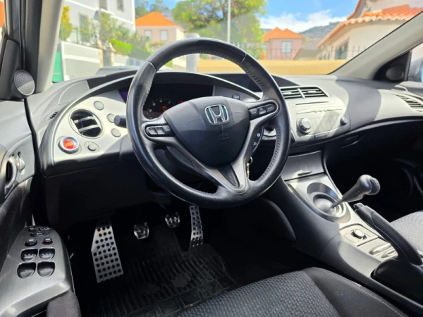 Honda Civic 1.4 i-VTEC Elegance 8
