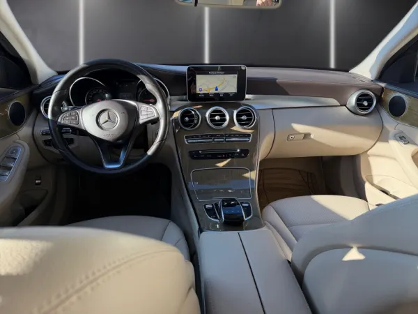 Mercedes-Benz C 220 d AMG Line Aut. 12