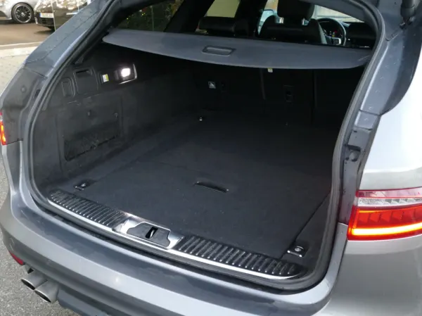 Jaguar XF Sportbrake 2.0 D R-Sport Aut. 12