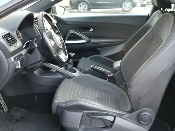 Volkswagen Scirocco 2.0 TDI Sport 19