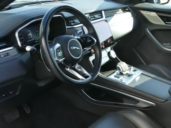 Jaguar F-Pace 2.0 P400e AWD R-Dynamic S 22