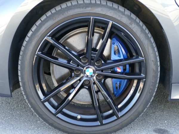 BMW 330 e Touring Pack M Auto 8