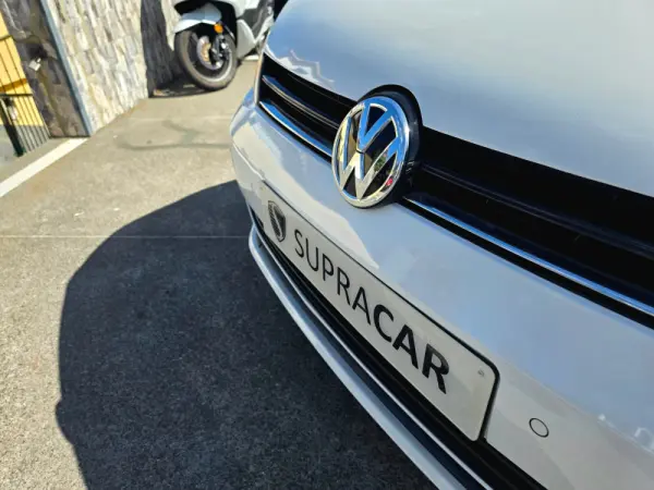 Volkswagen Golf 1.6 TDi Confortline 11
