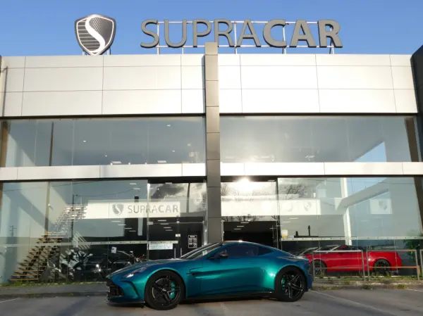 Aston Martin Vantage Coupe V8 56