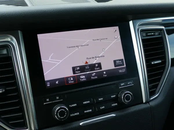 Porsche Macan S 21