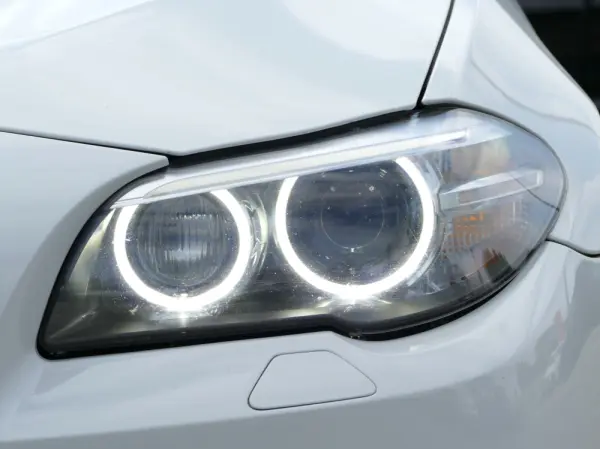 BMW 520 d Pack M Auto 11