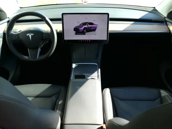 Tesla Model Y Tração Traseira 36