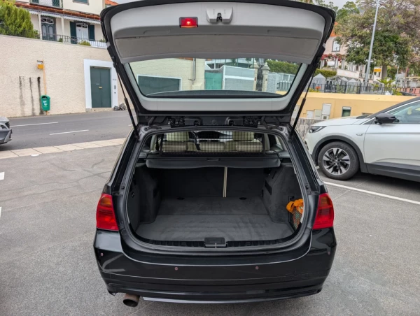 BMW 320 d Touring Exclusive 13