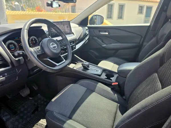Nissan Qashqai 1.3 DIG-T Engage Xtronic 31