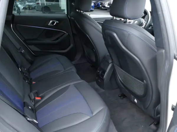 BMW 216 Gran Coupé d Pack Desportivo M 29