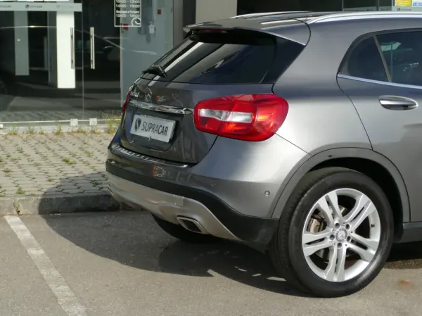 Mercedes-Benz GLA 180 d Urban Aut. 6