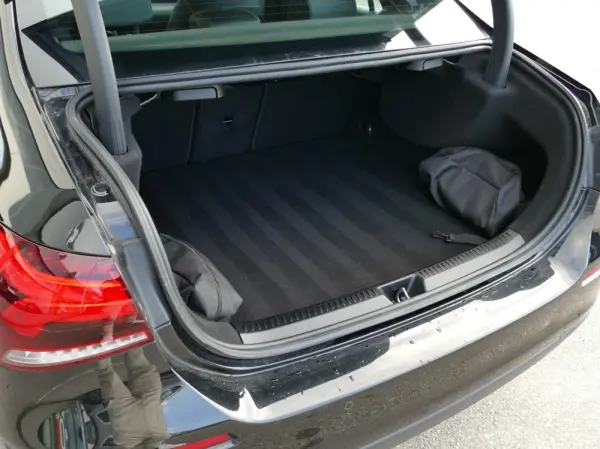 Mercedes-Benz A 250 e Style Plus 11