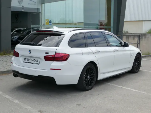 BMW 520 d Pack M Auto 4