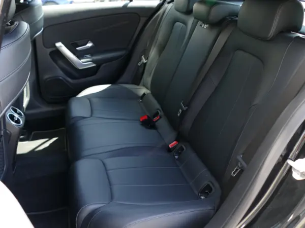 Mercedes-Benz A 250 e Progressive 31