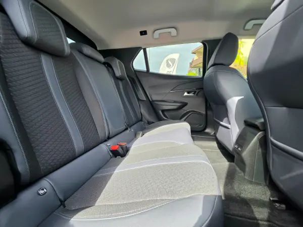 Peugeot 2008 1.2 PureTech GT Line 13