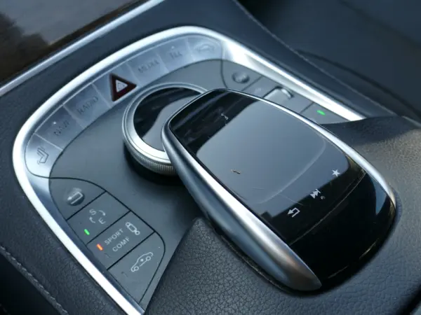 Mercedes-Benz S 350 BlueTEC 23