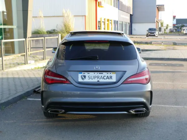 Mercedes-Benz CLA 200 d Shooting Brake AMG Line Aut. 5