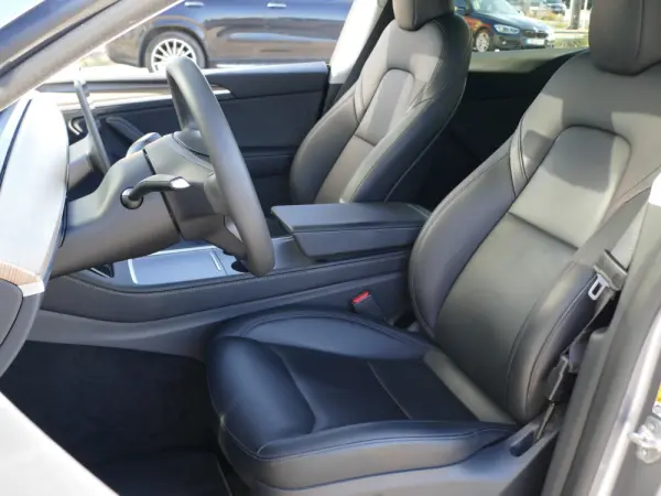 Tesla Model Y Performance Tração Integral 23
