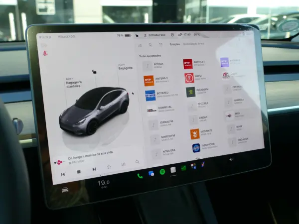 Tesla Model Y Performance Tração Integral 21