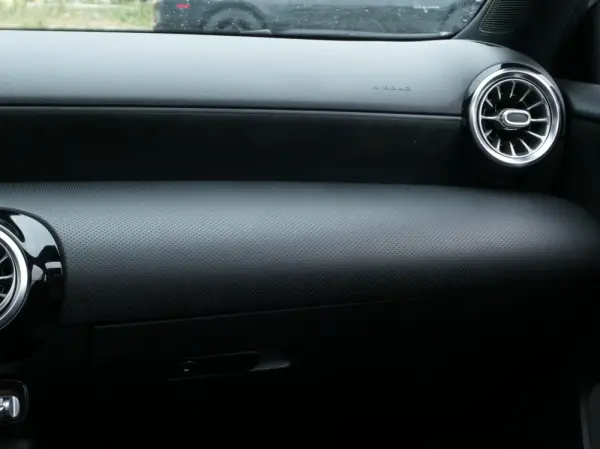 Mercedes-Benz A 35 AMG 4Matic 36
