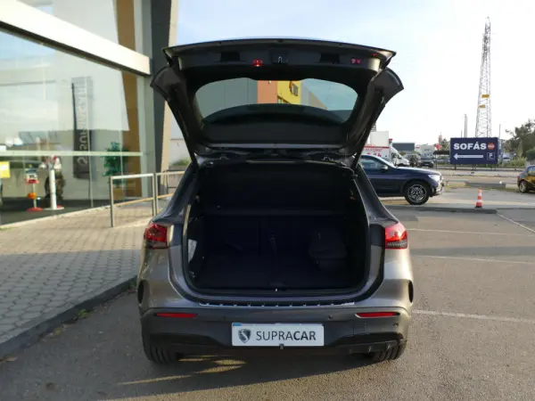 Mercedes-Benz EQA 250 AMG Line 14
