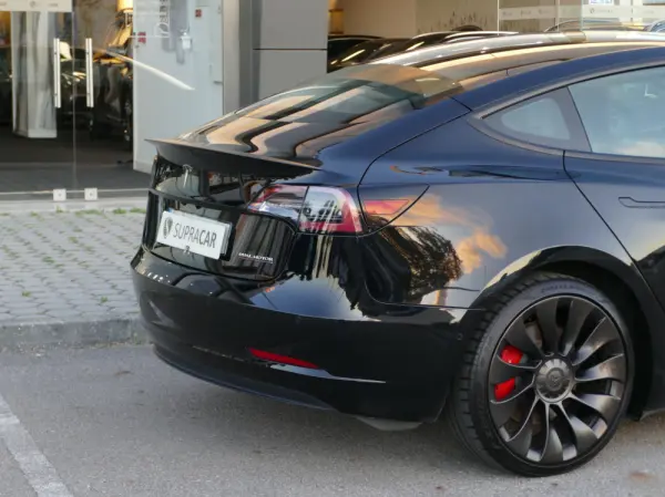 Tesla Model 3 Performance Dual Motor AWD 6