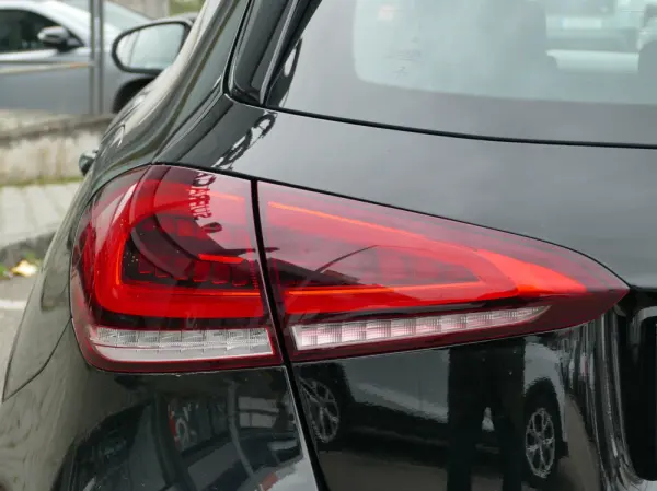 Mercedes-Benz A 250 e Style Plus 9