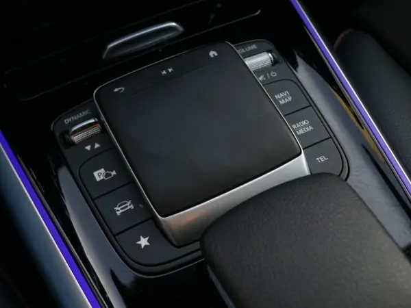 Mercedes-Benz EQA 250 AMG Line 25