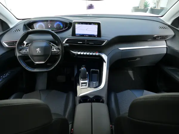 Peugeot 3008 1.6 Hybrid Allure Pack e-EAT8 32