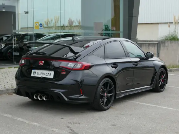 Honda Civic 2.0 i-VTEC Type-R 4