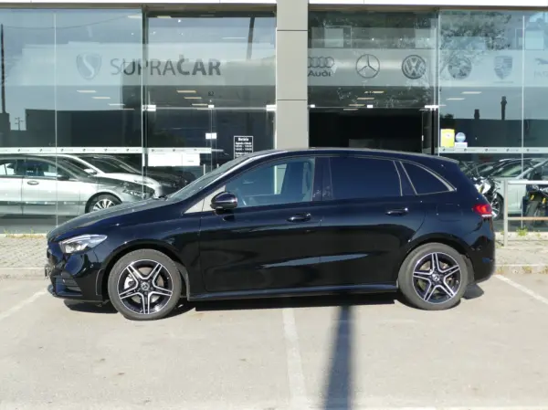 Mercedes-Benz B 250 e AMG Line 16