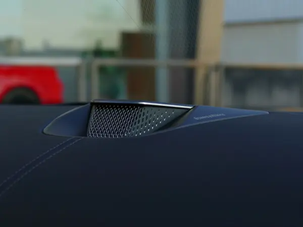 Aston Martin Vantage Coupe V8 51