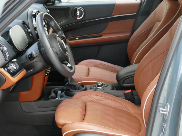 MINI Countryman Cooper SE ALL4 Classic Auto 26