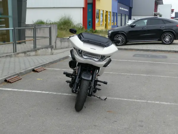 Harley-Davidson FL CVO ROAD GLIDE ST 2